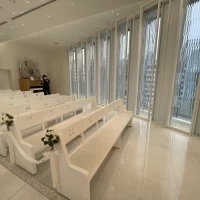 挙式。最後出る時に外の景色が見える