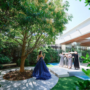 ガーデンで撮影|765666さんのAQUA GARDEN TERRACE（アクアガーデンテラス）/テイクアンドギヴ・ニーズウェディングの写真(2511368)