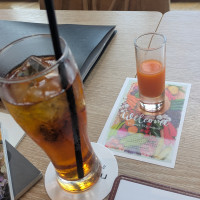 ウェルカムパーティーでも提供される野菜ジュース