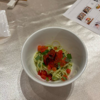 冷製パスタ大葉の香り イクラ添え