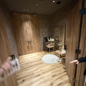 お色直し控室|765976さんのCentral Terrace TOKYO（セントラル テラス トーキョー）の写真(2512555)