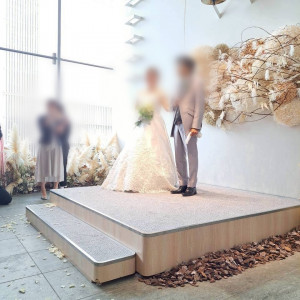 挙式会場横のカリヨン
この手前でフラワーシャワーをした|766096さんのホテルロイヤルクラシック大阪の写真(2514612)