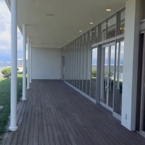 会場の外。開放的|766152さんのノートルダムマリノア/FIVESTAR WEDDINGの写真(2551573)