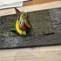 うなぎとマンゴーの手巻き寿司！苦手ですが美味しく食べれました