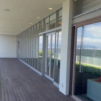 披露宴会場外　庭