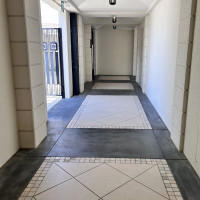 会場外の道なり