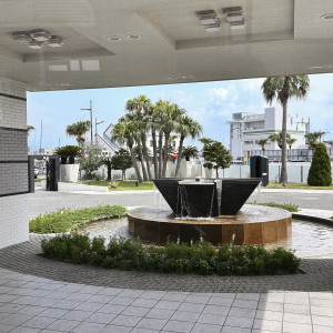 入口にある噴水|766253さんのノートルダムマリノア/FIVESTAR WEDDINGの写真(2569438)