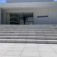チャペル前階段