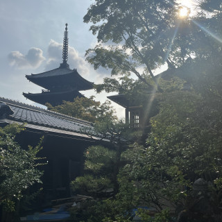庭園から見える五重の塔