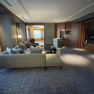 スイートルーム。結婚式当日は宴会場に。