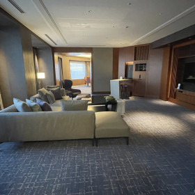 スイートルーム。結婚式当日は宴会場に。