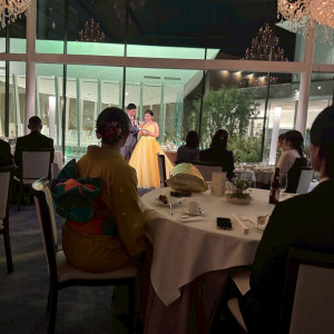 両親への手紙。後ろに見えるのがチャペルで空間でした。|766482さんのHIROSHIMA MONOLITH ~広島モノリス~の写真(2614423)