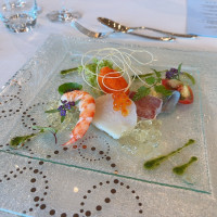 海の幸を使用した前菜