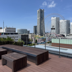屋上です
いろんな横浜の景色をバックに撮影できると思います。|766554さんのTHE GRAND ORIENTAL MINATOMIRAI(グランドオリエンタル みなとみらい)の写真(2522690)