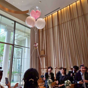 ミニーちゃんのリングバルーンリレー|766739さんの山手迎賓館（神戸）/テイクアンドギヴ・ニーズウェディングの写真(2549983)