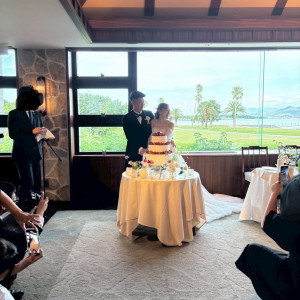 披露宴会場ケーキ入力の際|766760さんのTHE LUIGANS Spa & Resort(ザ・ルイガンズ．スパ＆リゾート)の写真(2516762)