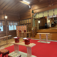 荘厳で静かな雰囲気です