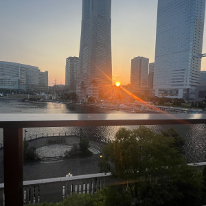 夕方の時間だと、夕日が綺麗に見えます|767011さんのアニヴェルセル みなとみらい横浜の写真(2517403)