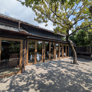 会場外のテラス|767061さんのTHE GARDEN PLACE SOSHUEN(ザ・ガーデン・プレイス 蘇州園)の写真(2518189)