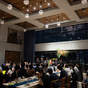 みなとみらいの花火がちょうど結婚式のフィナーレに。|767115さんのBAYSIDE GEIHINKAN VERANDA/テイクアンドギヴ・ニーズウェディングの写真(2518577)