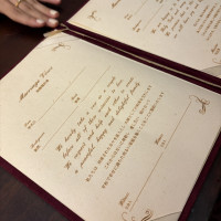 教会式で誓約書にサインする冊子