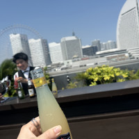 屋上でドリンクサービスがありました。
アルコールも飲めちゃう
