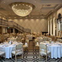 インナーガーデンから見た披露宴会場