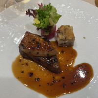 メインディッシュのお肉