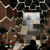 THE WAREHOUSE チャペル