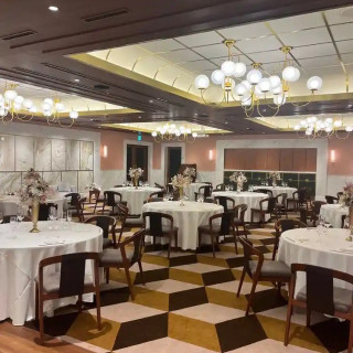 人数が多い方向けの披露宴会場です。