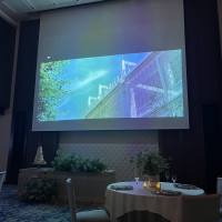 披露宴会場ではムービーを見せてくださいました。