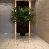 エントランスで、こちらのモチーフはシーズンによって変わるそう