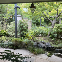 大宮離宮側の庭の前を歩きました。