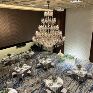 3階から見下ろした披露宴会場です。|767661さんのザ・ロイヤルダイナスティ大宮(THE ROYAL DYNASTY OMIYA)の写真(2529532)