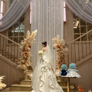 カメラマンさんの指示がよくこんな綺麗なポーズが撮れました|767685さんのInStyle wedding KYOTO/テイクアンドギヴ・ニーズウェディングの写真(2520951)