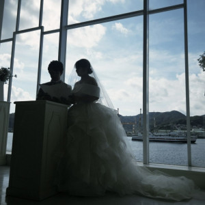 挙式中|767772さんのベイサイド迎賓館(長崎)/テイクアンドギヴ・ニーズウェディングの写真(2521401)