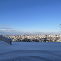 雪のシーズンも綺麗です。こちらを背景に撮影も出来ました。
