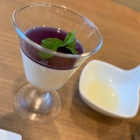 色が変わるデザート