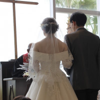 自然光が入る明るいチャペルでした