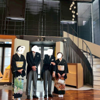 後ろのステージからの入場も選べます。