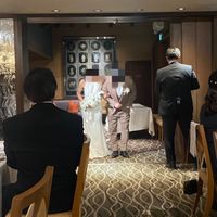 退場