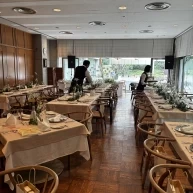 本番直前を見学させていただきました、この時はゲスト60人程