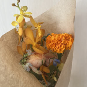 披露宴会場にあったお花を帰りにいただきました。とても素敵です|768121さんのザ・ガーデンオリエンタル・大阪の写真(2522814)