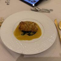 ヒラメと湯葉のパイ包み