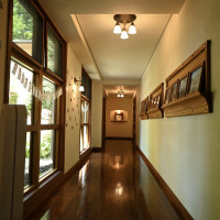 廊下を使って写真やエスコートカードを並べることもできます！