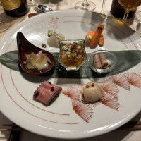 前菜（季節野菜・牛霜降りのたたき、鮑の御浸しなど）
