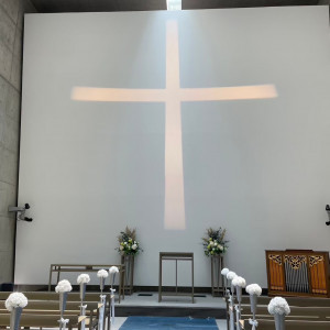 チャペルは日光が当たることで十字架が浮かび上がる仕組み|768395さんのグランドニッコー淡路の写真(2570004)