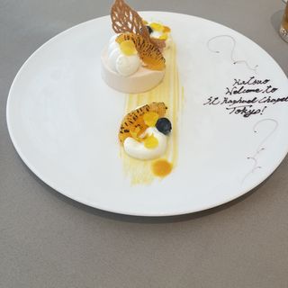 THE SUITE TOKYO by st.raphaelchapel(ザ スイート 東京)のクチコミ 料理・ケーキの写真(1枚目)