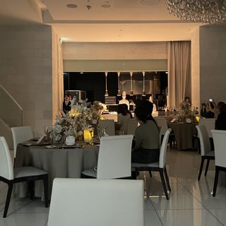 THE SUITE TOKYO by st.raphaelchapel（ザ スイート 東京）のクチコミ 披露宴会場の写真（2枚目）