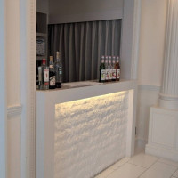 前室にあるバーカウンター